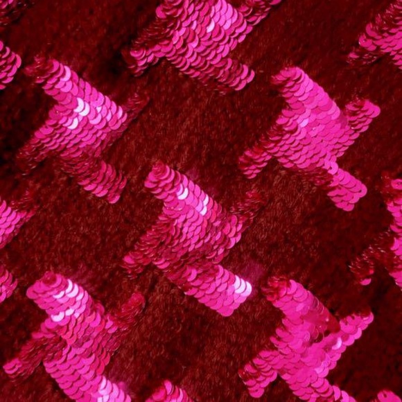 Dazzling! New without tags stunning and unique Ashish sequinned sweater vest. - Picture 6 of 8